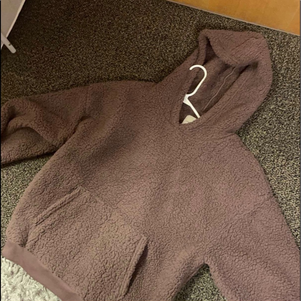 sweatshirt ; fuzzy